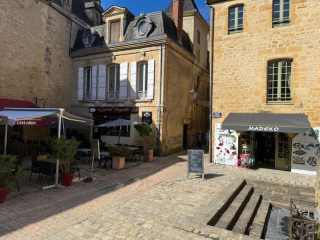 Le Studio Duo Cite Medieval Sarlat Eksteriør billede